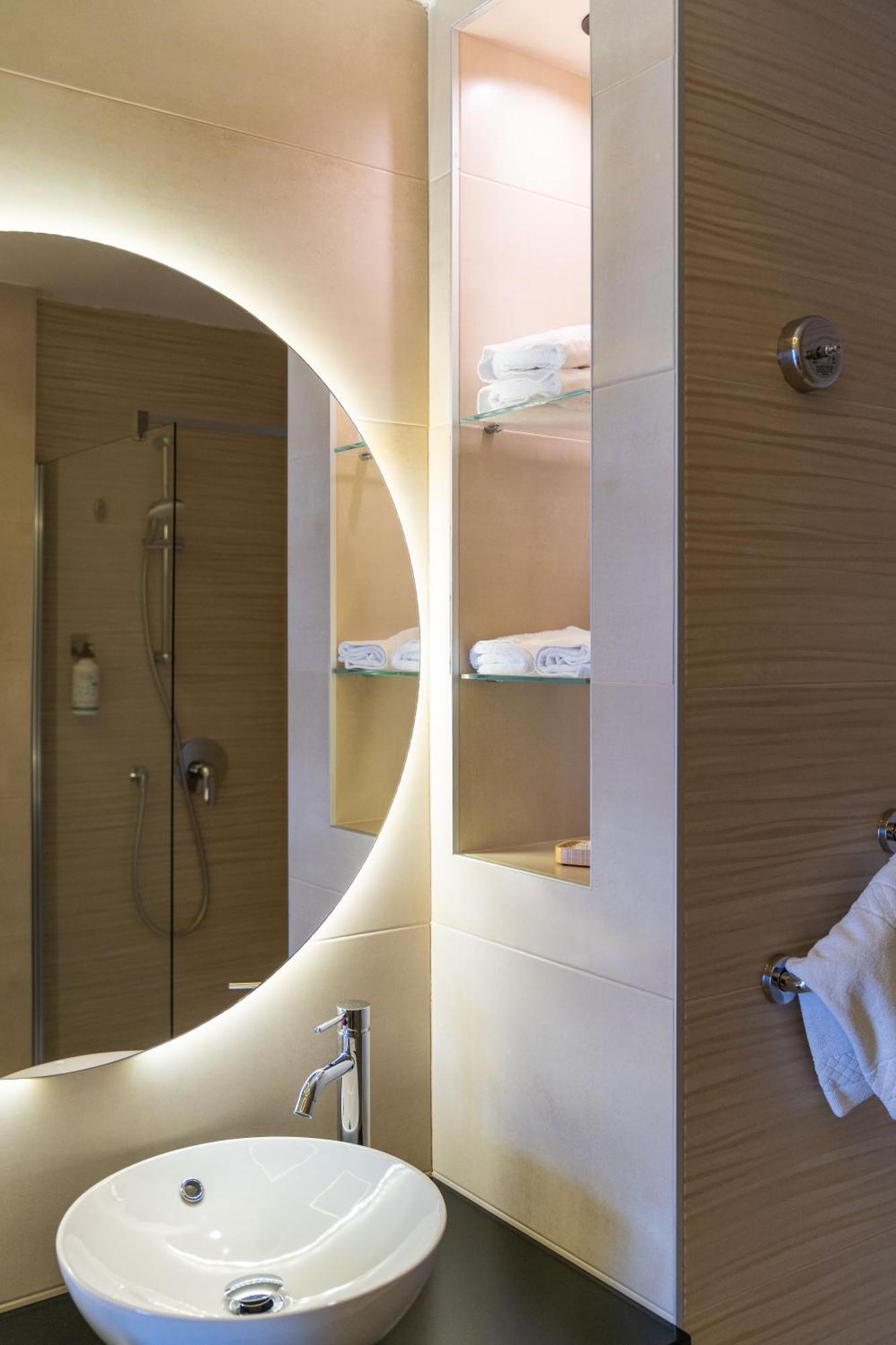La Pergola Suites Доссобуоно Экстерьер фото